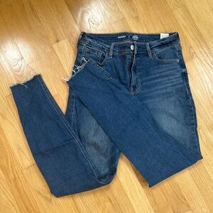 Old Navy size 6 tall Rock Star super skinny jeans
